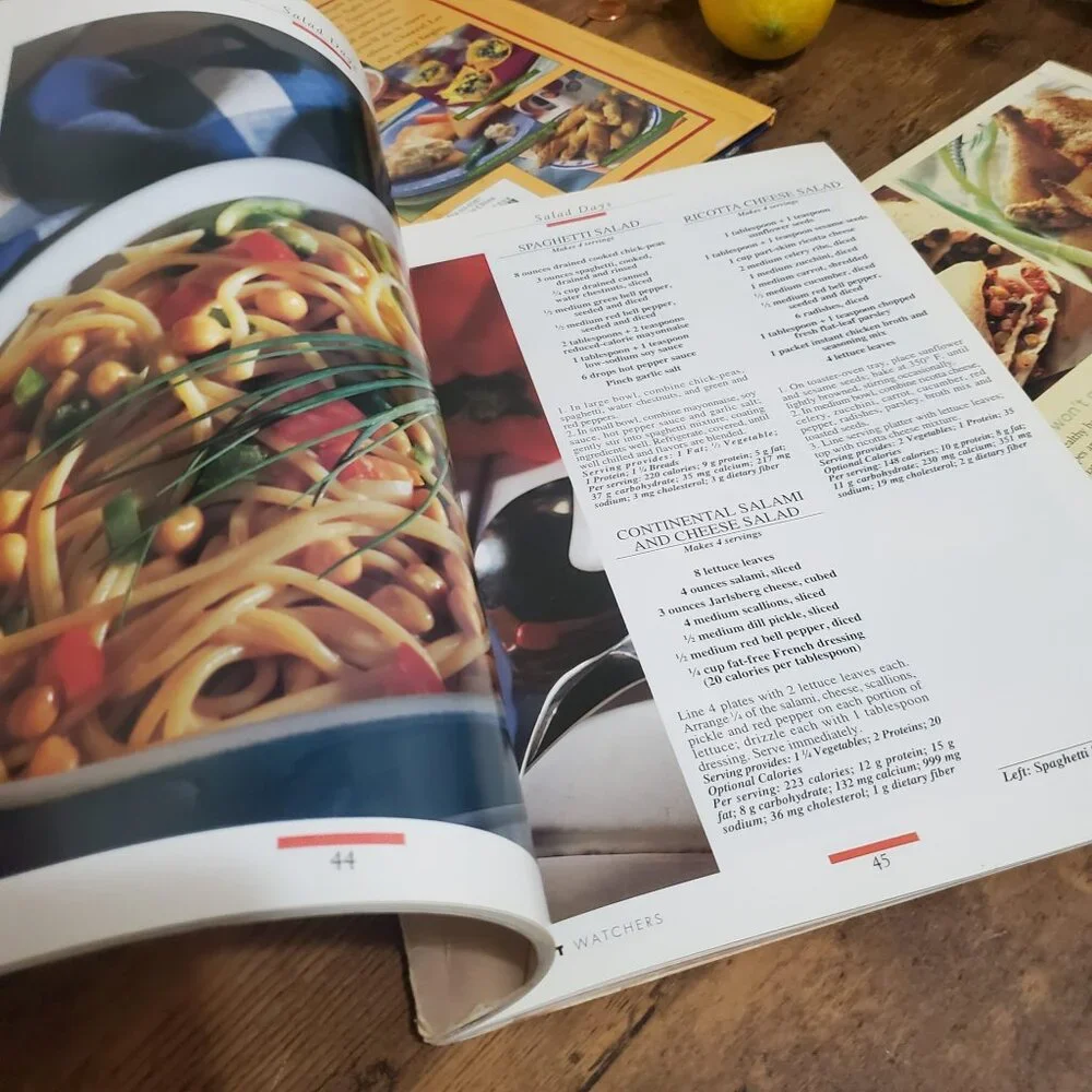 Cookbooks Good housekeeping/ light and hardy easy appetizers weight watchers